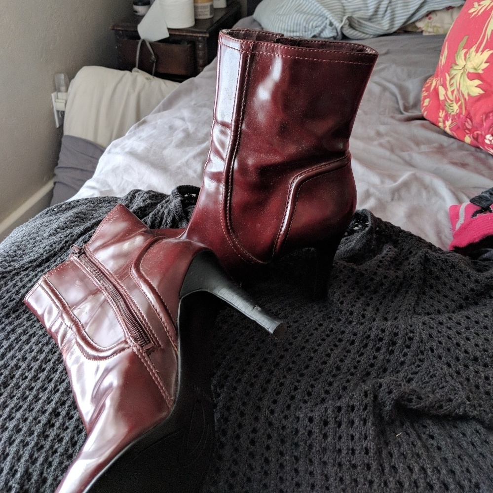 Nine West high heel boot